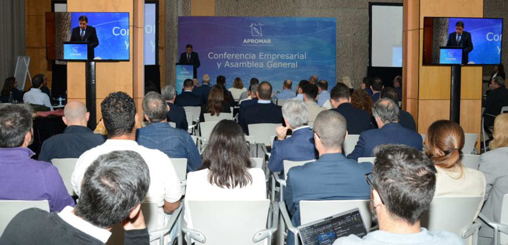 intervención del ministro Plana en la asamblea de Apromar