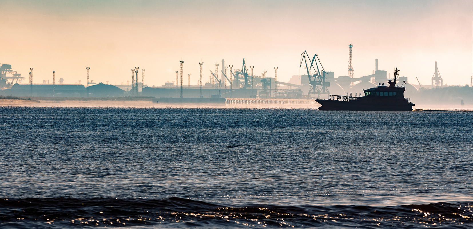 Balearia en España apuesta por buques duales propulsados por LNG y Gasoil Marino / Autor: Harbourpilot