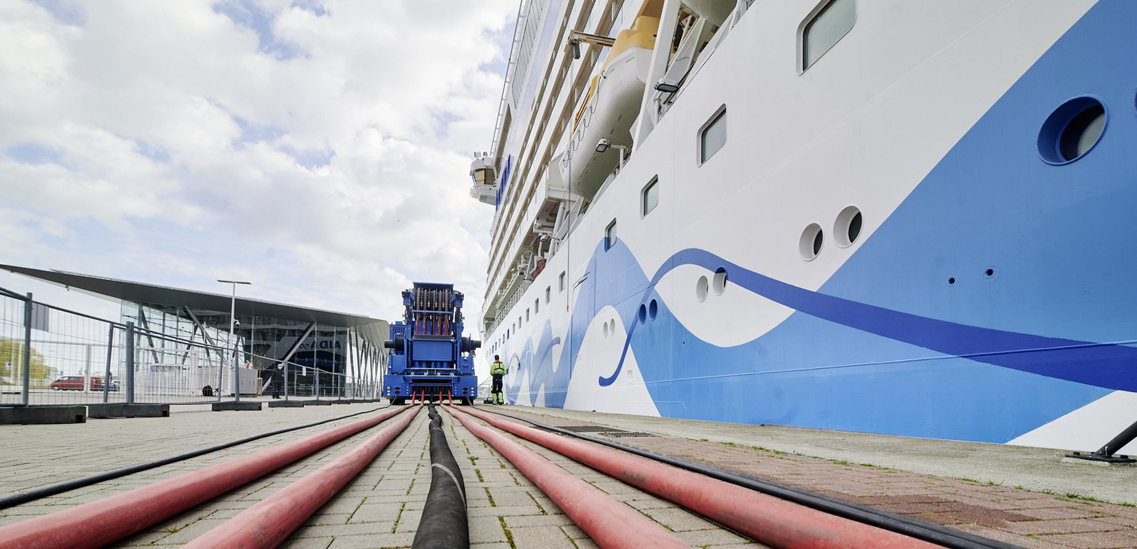 La central eléctrica costera del puerto alemán de Rostock es actualmente la más grande de Europa.