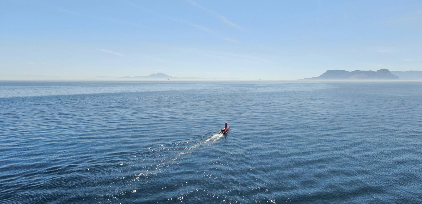 Buque autónomo de Exail en el Estrecho de Gibraltar.