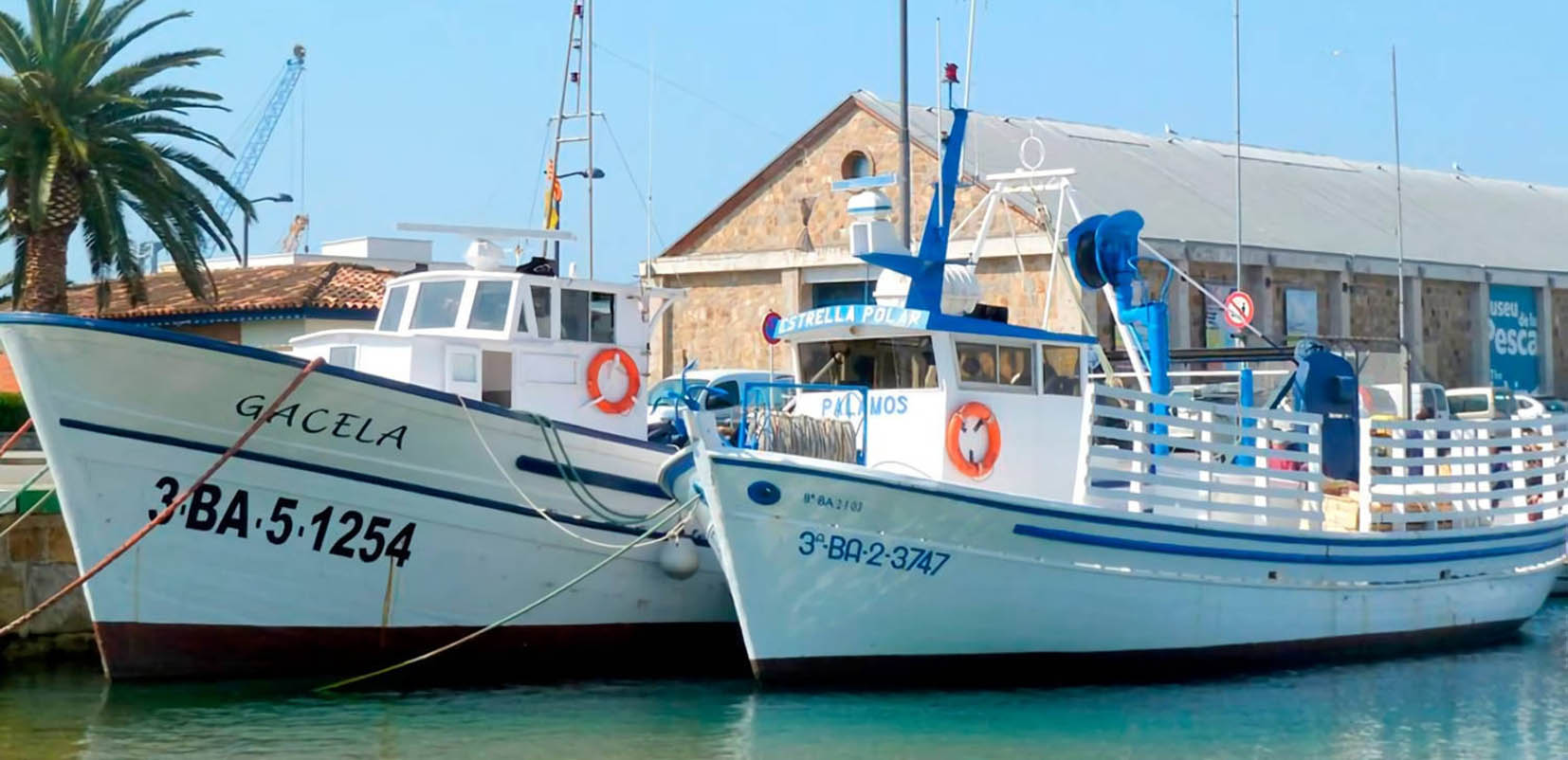 Palamós cuenta con los únicos museos flotantes visitables del Mediterráneo dedicados a las embarcaciones pesqueras tradicionales.