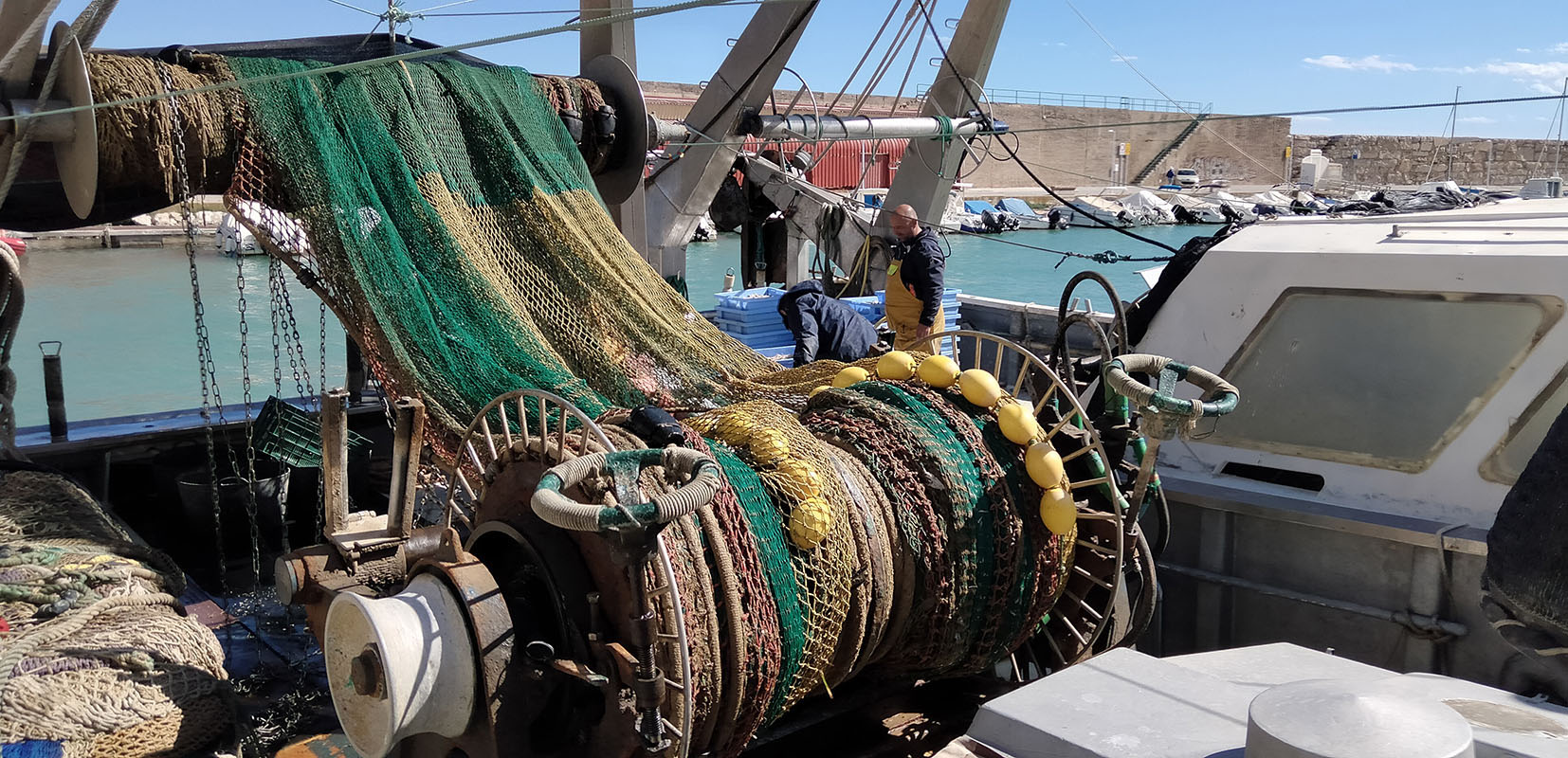 Barcos arrastreros en Peñíscola