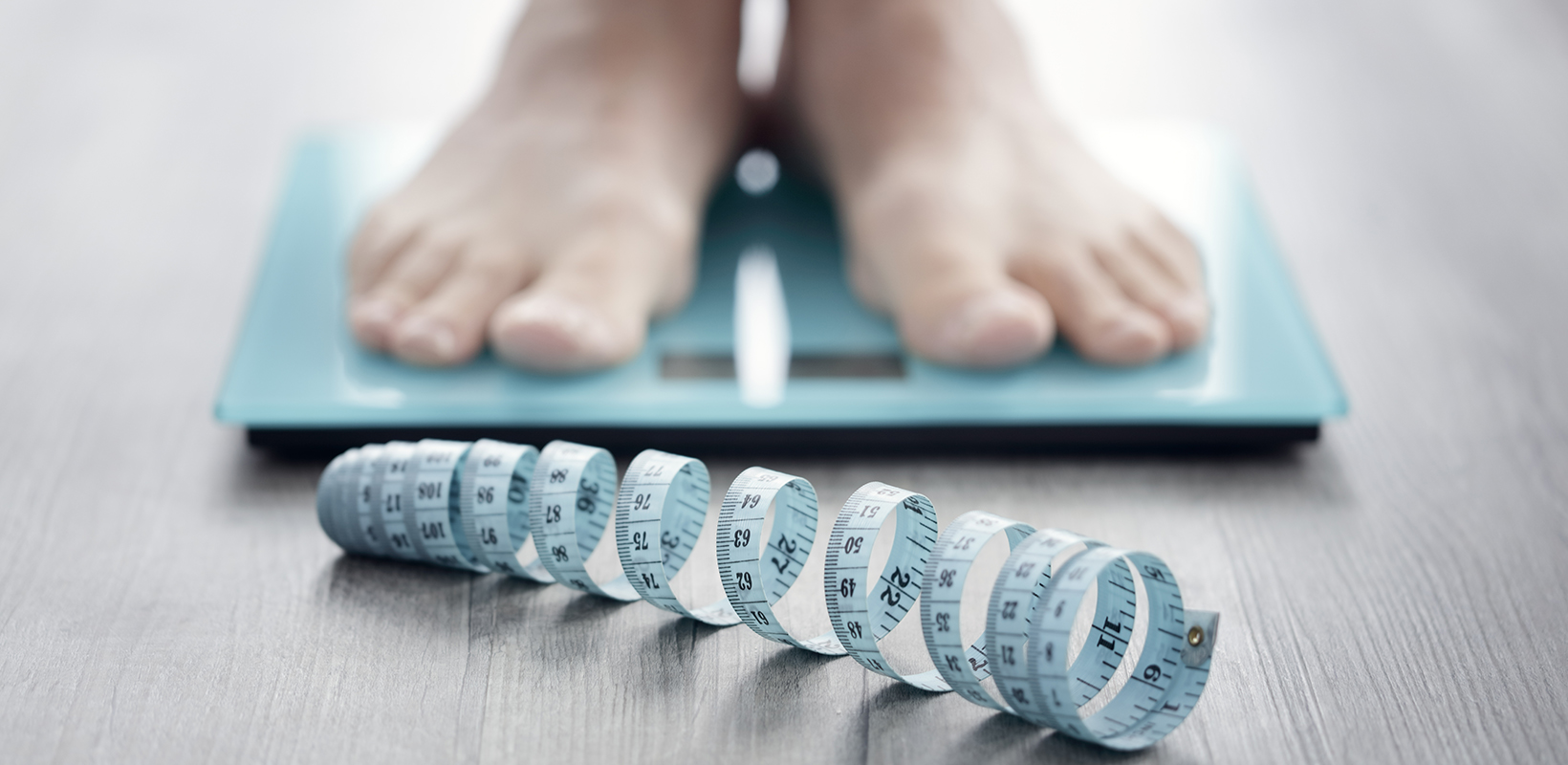 dos personas de salvamento marítimo