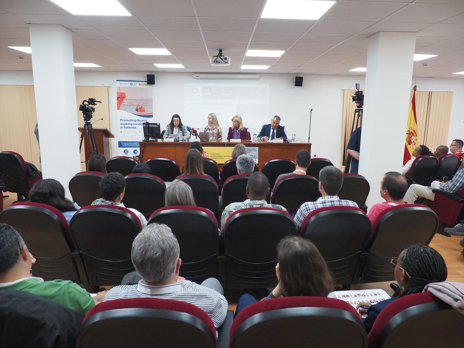 El Instituto Social de la Marina celebra el curso Internacional Promoción de condiciones laborales decentes en la pesca en Huelva